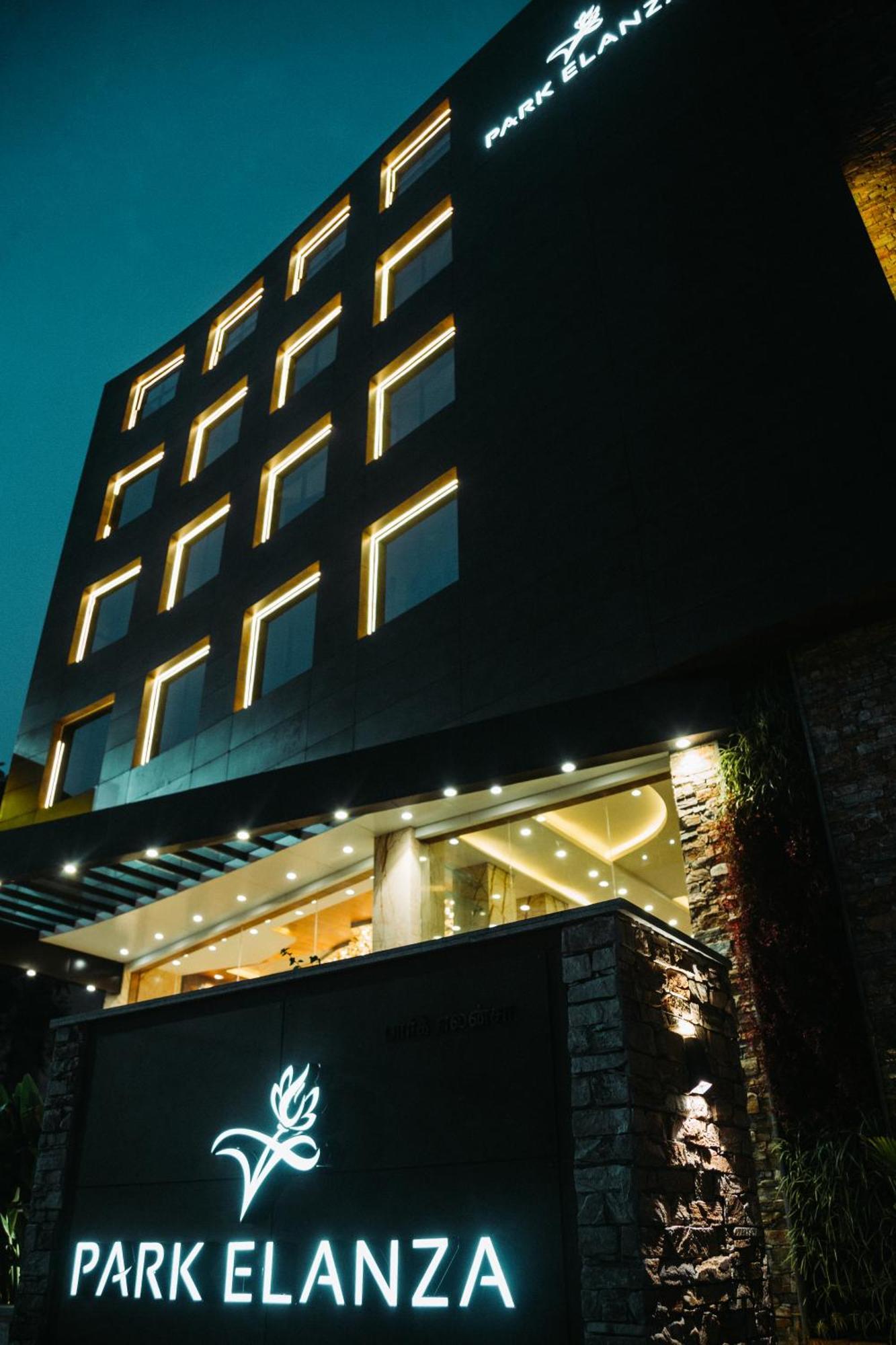 Hotel Park Elanza Chennai Exterior foto